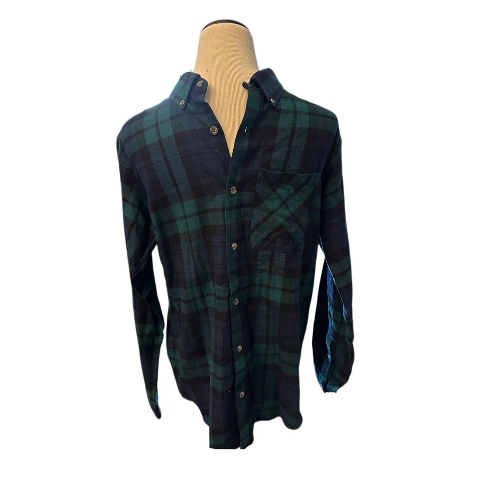 Magellan Outdoors Men’s Blue and Green Plaid Flannel Button Down Sz S